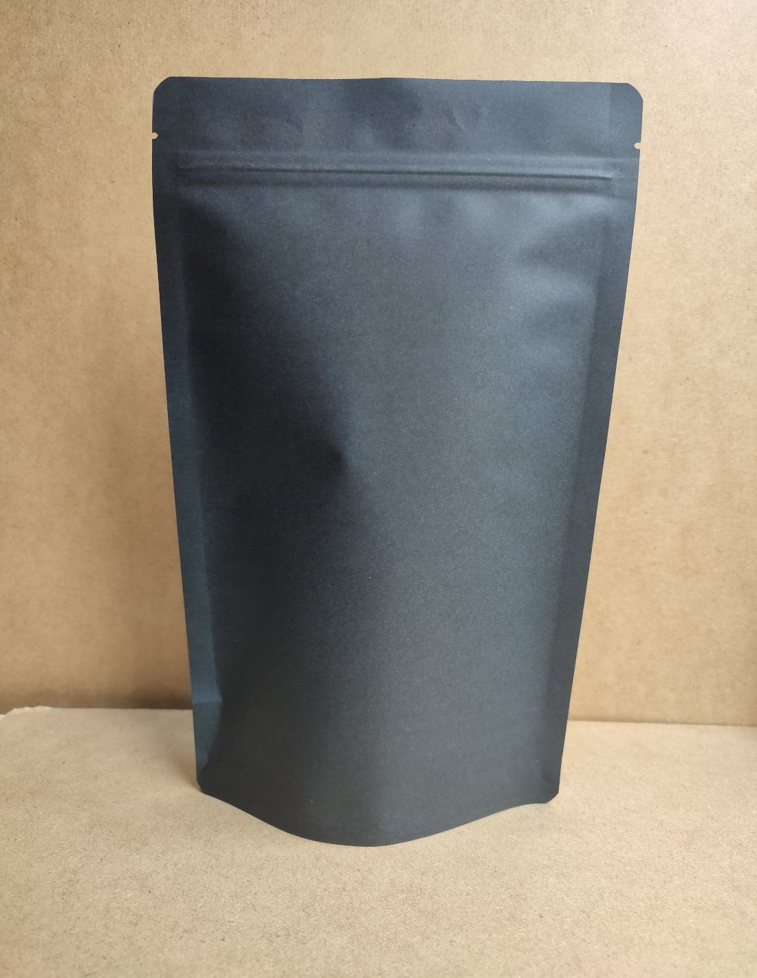 Doypack Biodegradowalny Czarny Papier Kraft